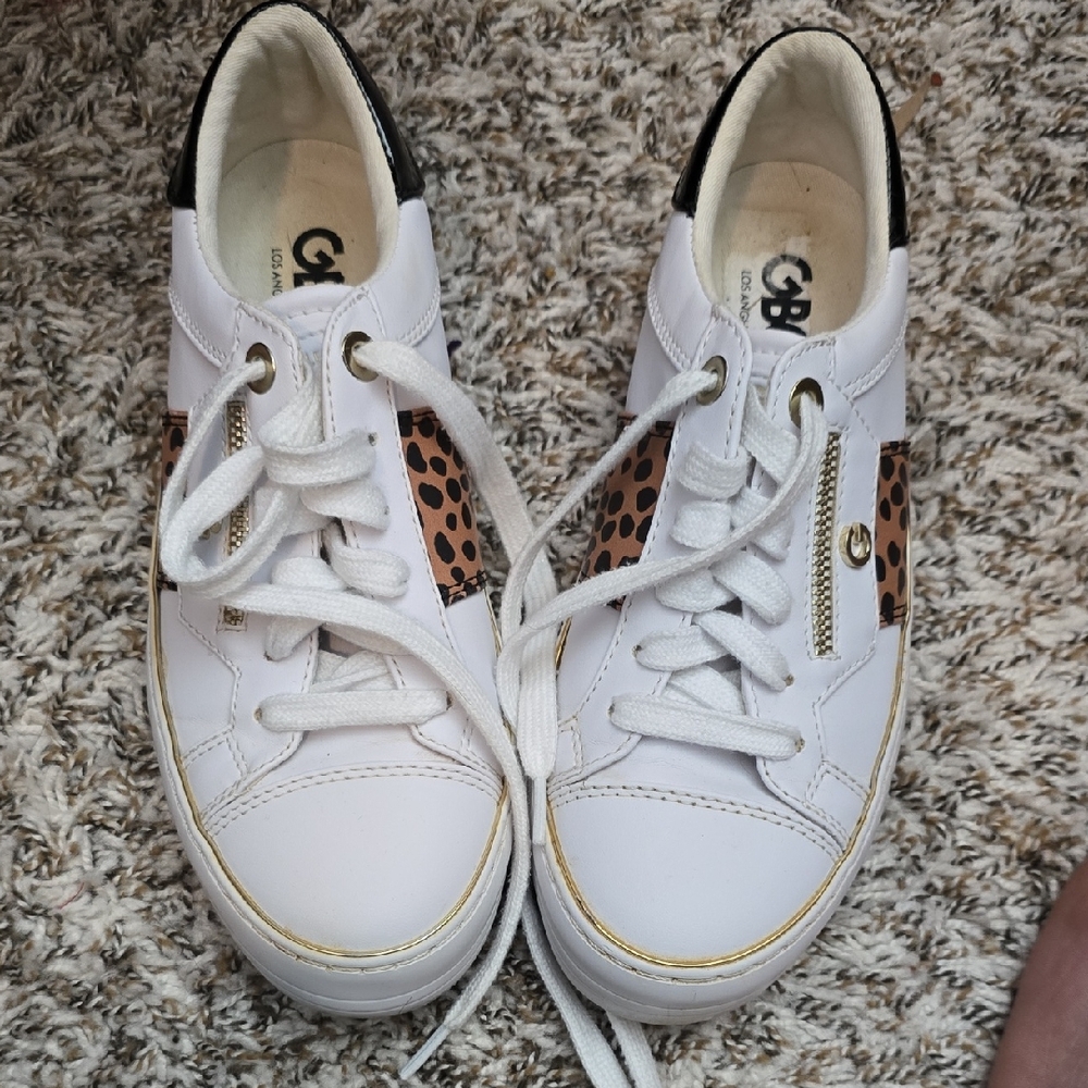 GBG Los Angeles White Leather Sneakers with Leopard Accent and Gold Trim